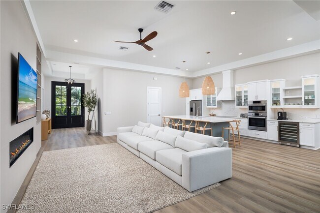 Building Photo - 1257 11th Ct N