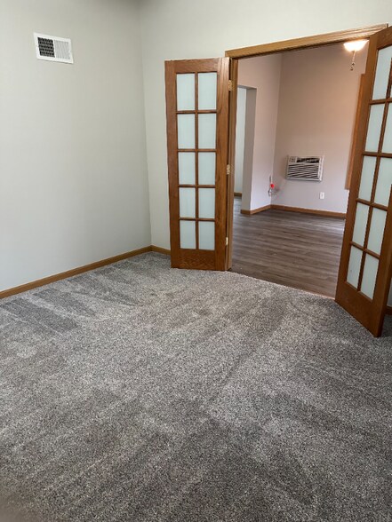 Building Photo - 1548 Prospect St