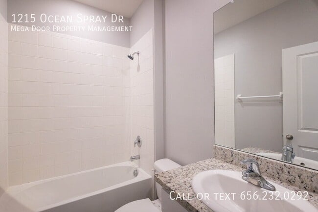 Building Photo - 1215 Ocean Spray Dr