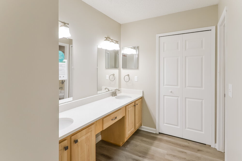 Building Photo - 4137 Rollingwood Ct