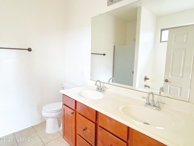 Building Photo - 11786 W Fordson Dr