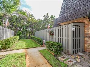 Building Photo - 340 S Waverly Pl