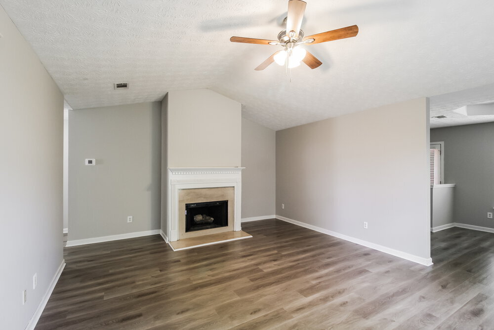 Building Photo - 5711 Meadowview Rd