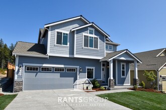 Building Photo - Beautiful 3 bedroom, 2.5 bath, 2-story home in Steilacoom Ridge