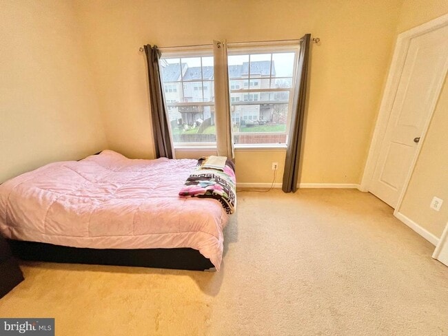 Building Photo - 155 Short Branch Rd