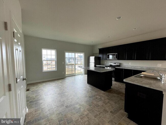 Building Photo - 200 Norland Knoll Dr