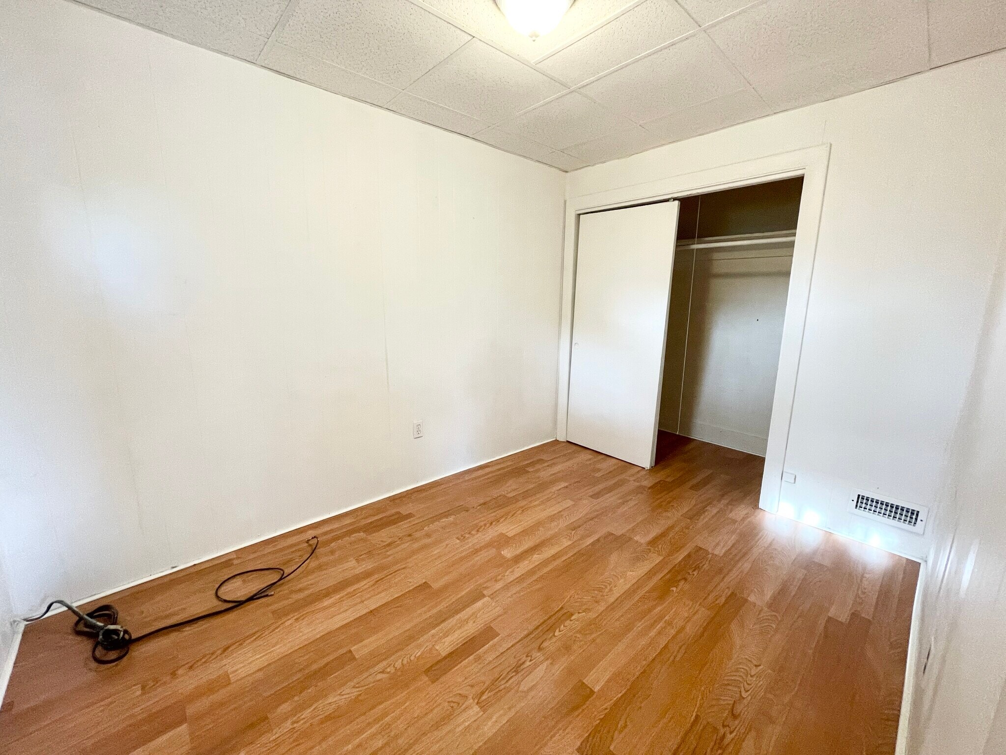 Building Photo - 105 Buttonwood St