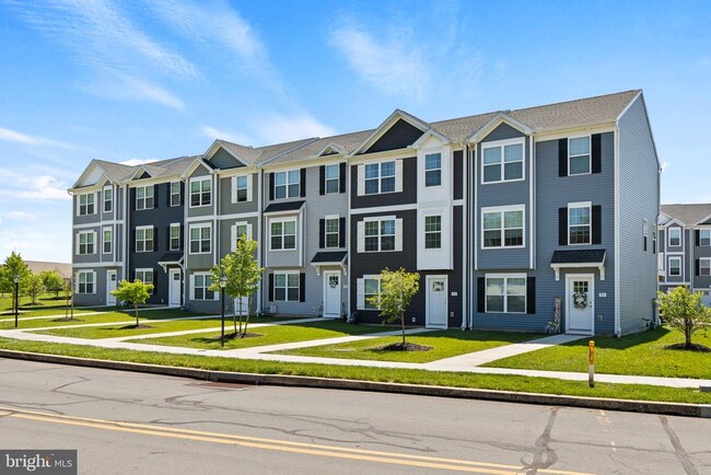 Building Photo - 50 Sprint Dr