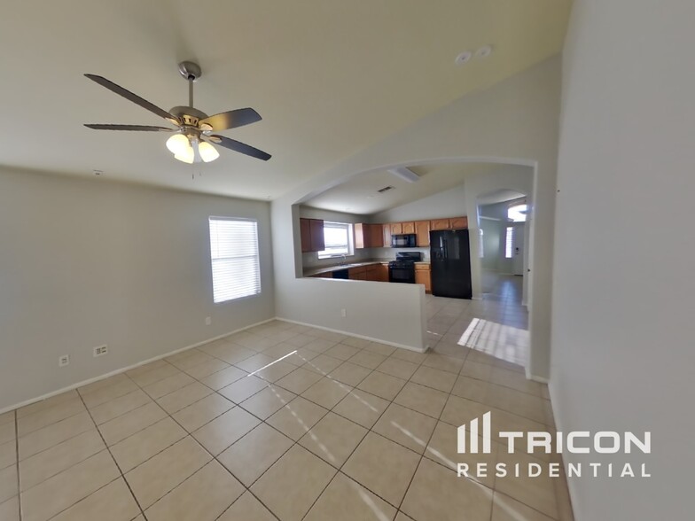 Building Photo - 2111 S 160th Ln