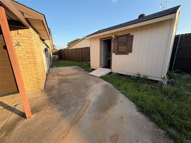 Building Photo - 1849 Sandy Ridge Ct