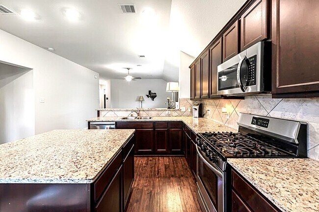 Building Photo - 17439 Chester Valley Trail