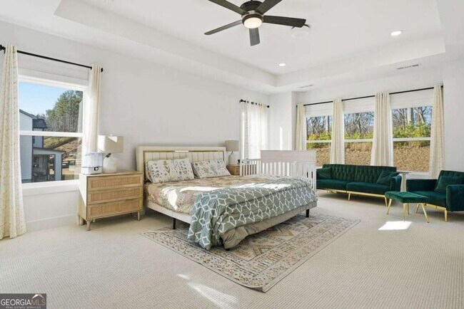 Building Photo - 415 Oakleigh Ave