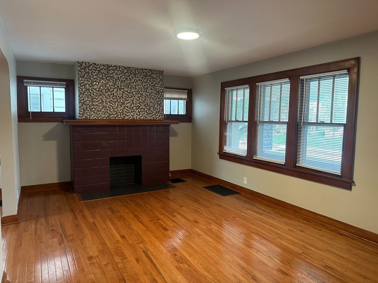 Building Photo - 1288 Linwood Ave