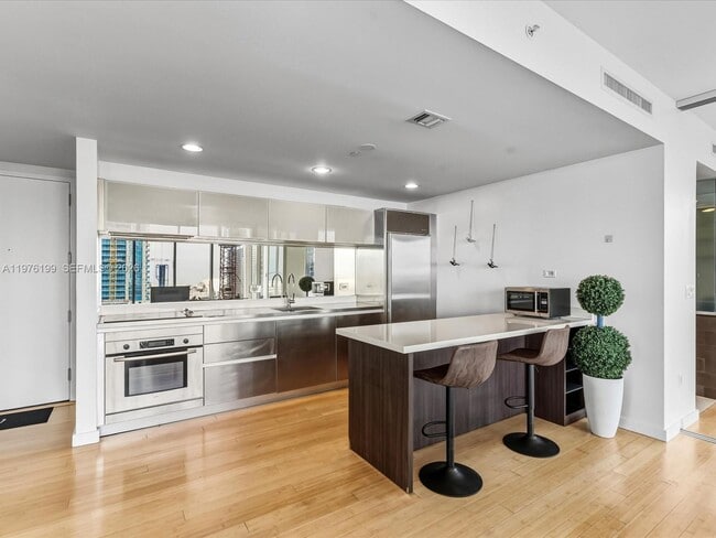 Building Photo - 1040 Biscayne Blvd