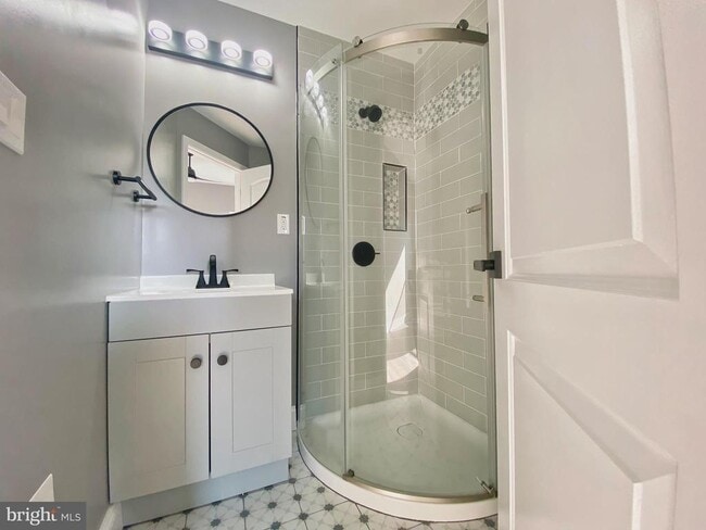 Building Photo - 1604 Cliftview Ave