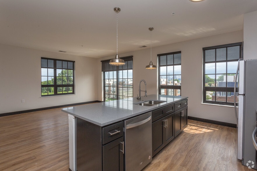 Interior Photo - Battery Park Lofts Apartments