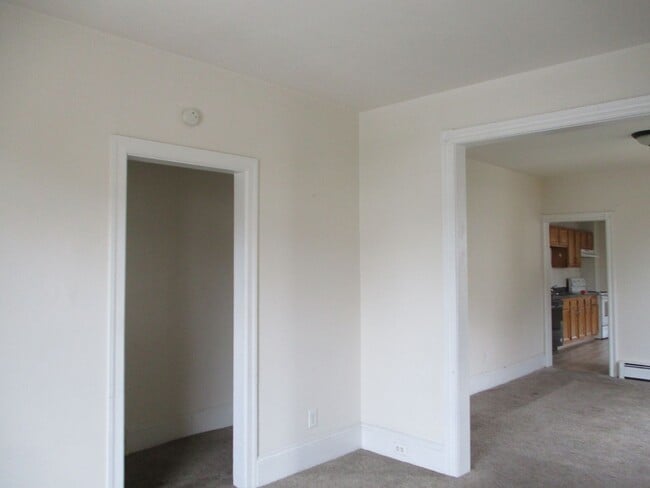 Building Photo - Completely remodeled, spacious Twin Attached home with private backyard - $2,100