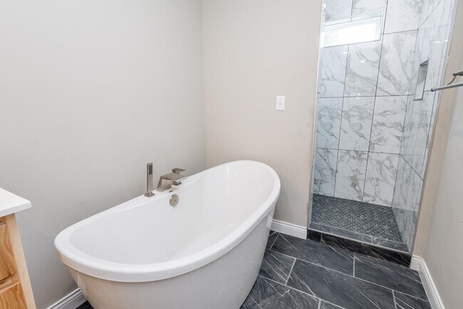 Building Photo - 5416 Heath Ct