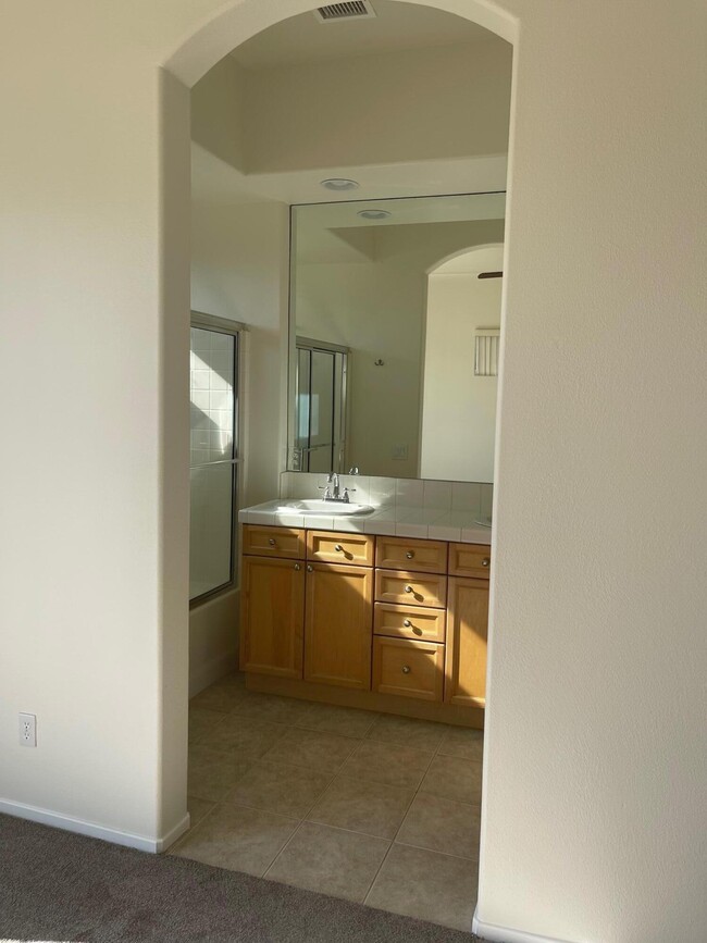 Building Photo - 11691 Foxdale Dr