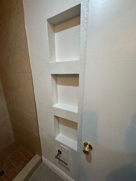 Building Photo - 759 NW 69th St