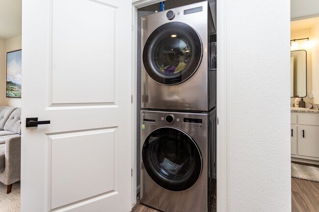 Building Photo - Stylish Three-Level Home in Banning Lewis Ranch!!