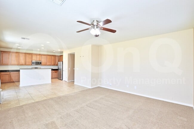 Building Photo - 5431 W Fetlock Trail
