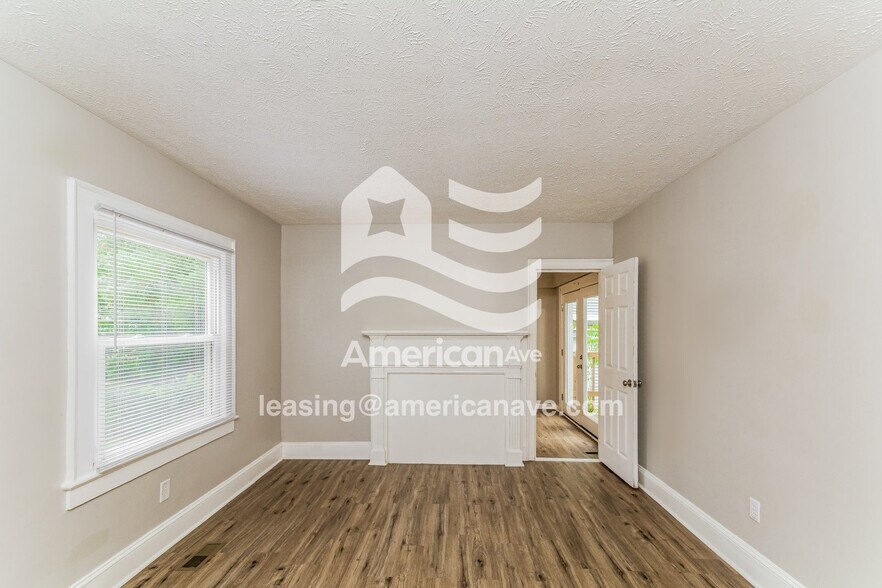 Building Photo - 107 Kensington Cir