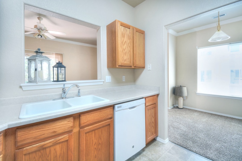 Building Photo - 3020 Mandalay Grove