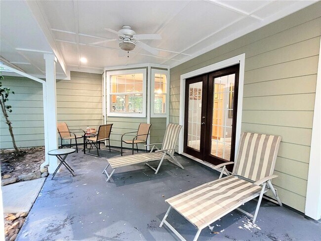 Building Photo - 23976 Arrowhead Point