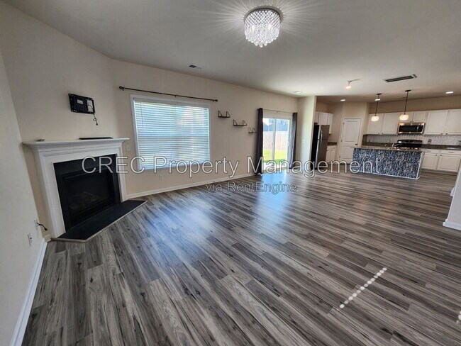 Building Photo - 260 Hyrne Dr