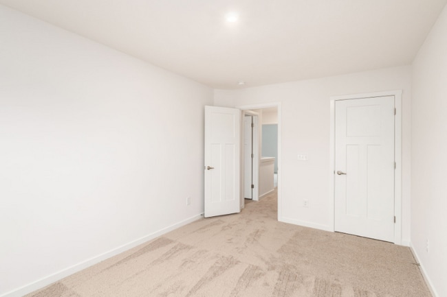 Building Photo - 1516 Billingham Dr