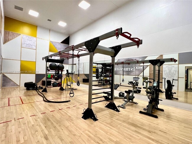 Building Photo - 10680 SW 155th Pl