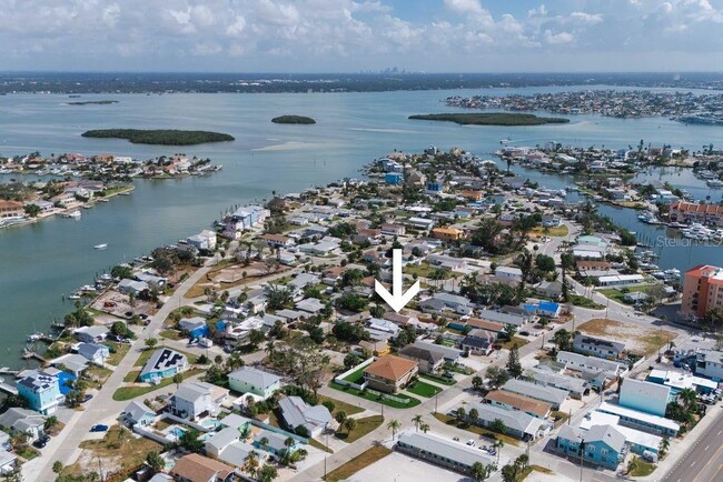 Building Photo - 13320 2nd St E