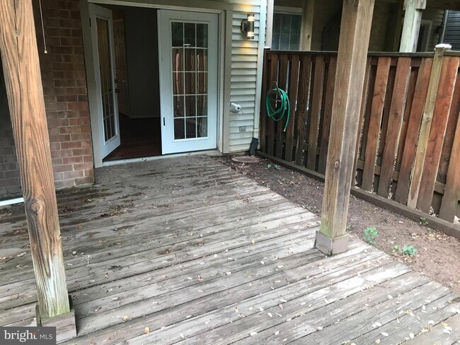 Building Photo - 12204 Apple Orchard Ct