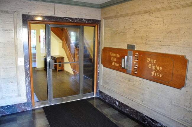 Building Photo - 185 Chestnut Hill Ave