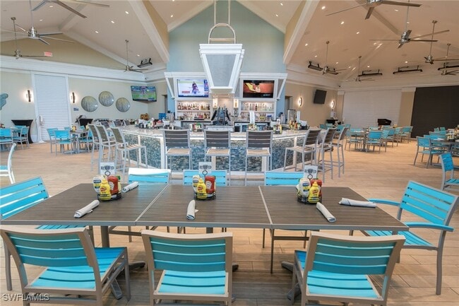 Building Photo - 10349 Heritage Bay Blvd