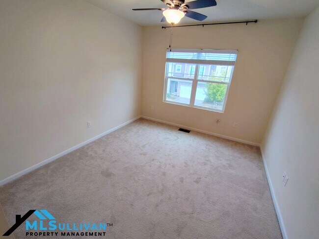 Building Photo - 5454 Jessip St