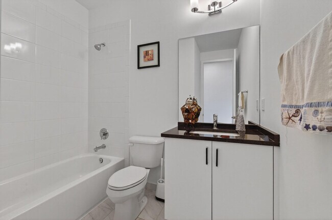 Building Photo - 17222 Blue Bayou Dr