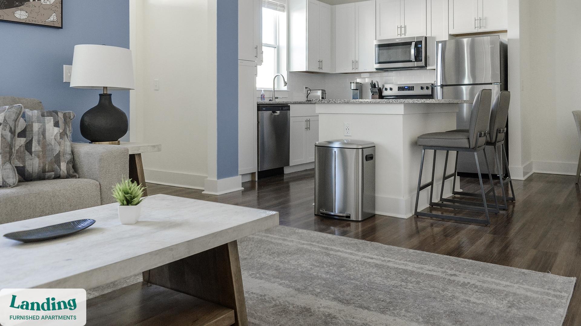 Building Photo - 901 Kelly Green Ln