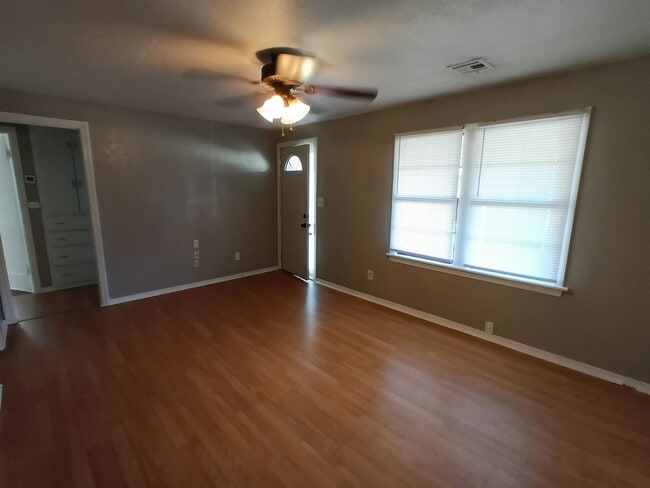 Building Photo - Tinker Close! FIRST FULL MONTH $500.00 OFF!