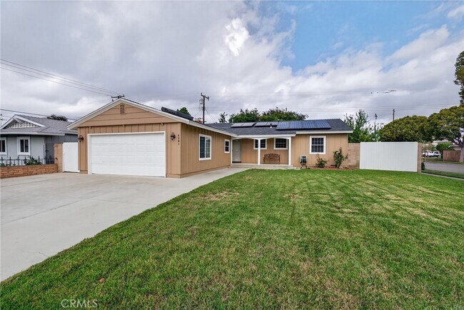 Building Photo - 4201 Franklin Ave