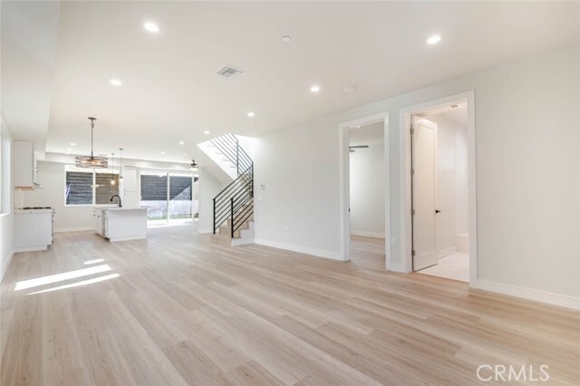 Building Photo - 10754 Nassau Ave