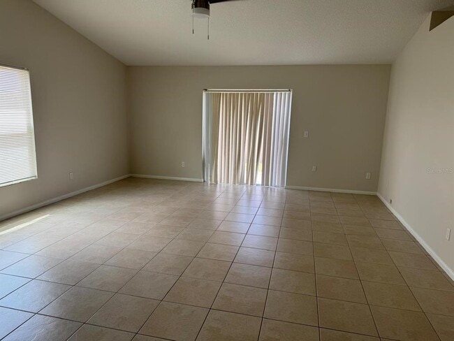 Building Photo - 5272 Lonesome Dove Dr