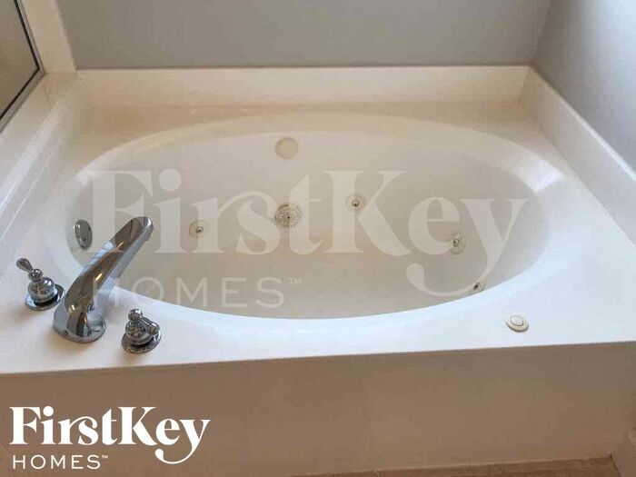 Building Photo - 388 Waterford Cove Trail