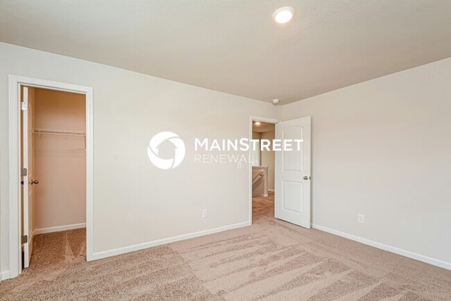 Building Photo - 4 Bedroom Pet-Friendly Home in Zebulon, NC with Main Street Renewal