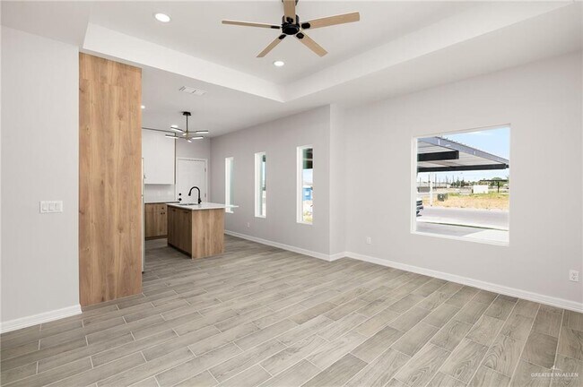 Building Photo - 22 N Alexandrite Ave