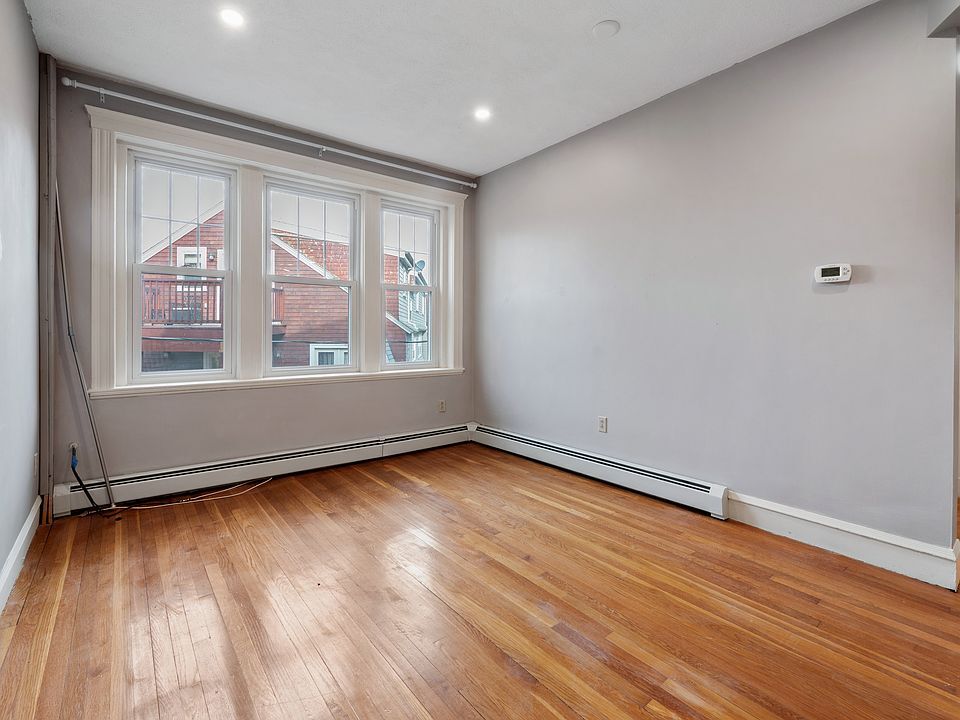 Building Photo - 21 Sutherland Rd