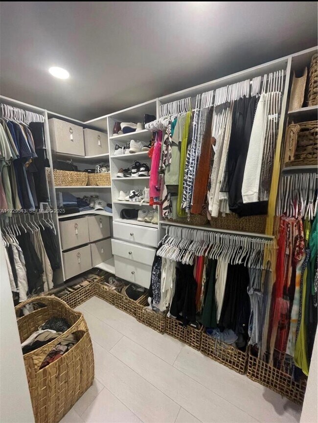 Building Photo - 11864 NW 11th St