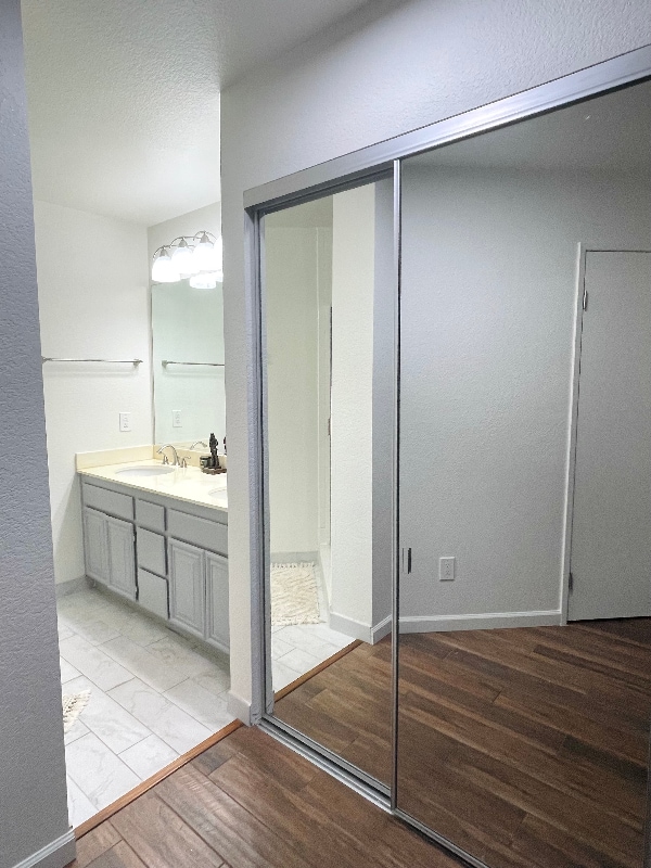 Building Photo - 13803 Pinkard Way