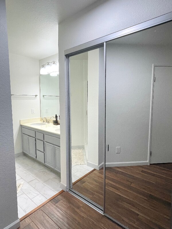 Building Photo - 13803 Pinkard Way